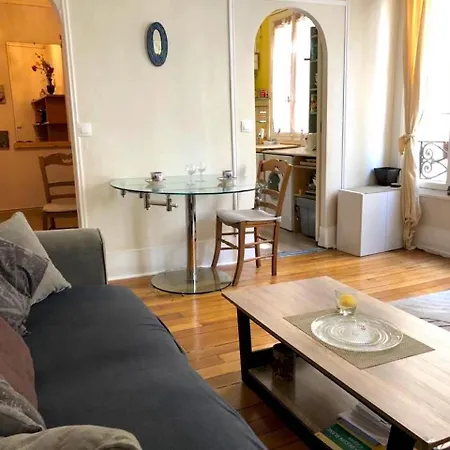 Boulnois Apartment *